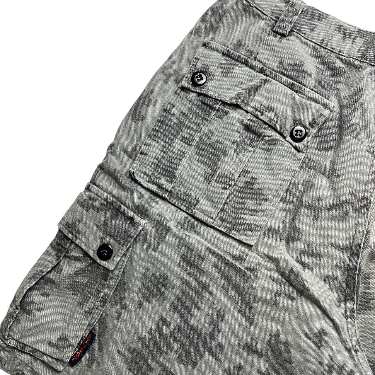 Stussy Camo Shorts (32)