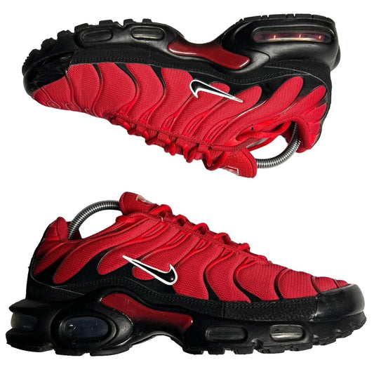 Nike University Red Tn (UK 7.5)