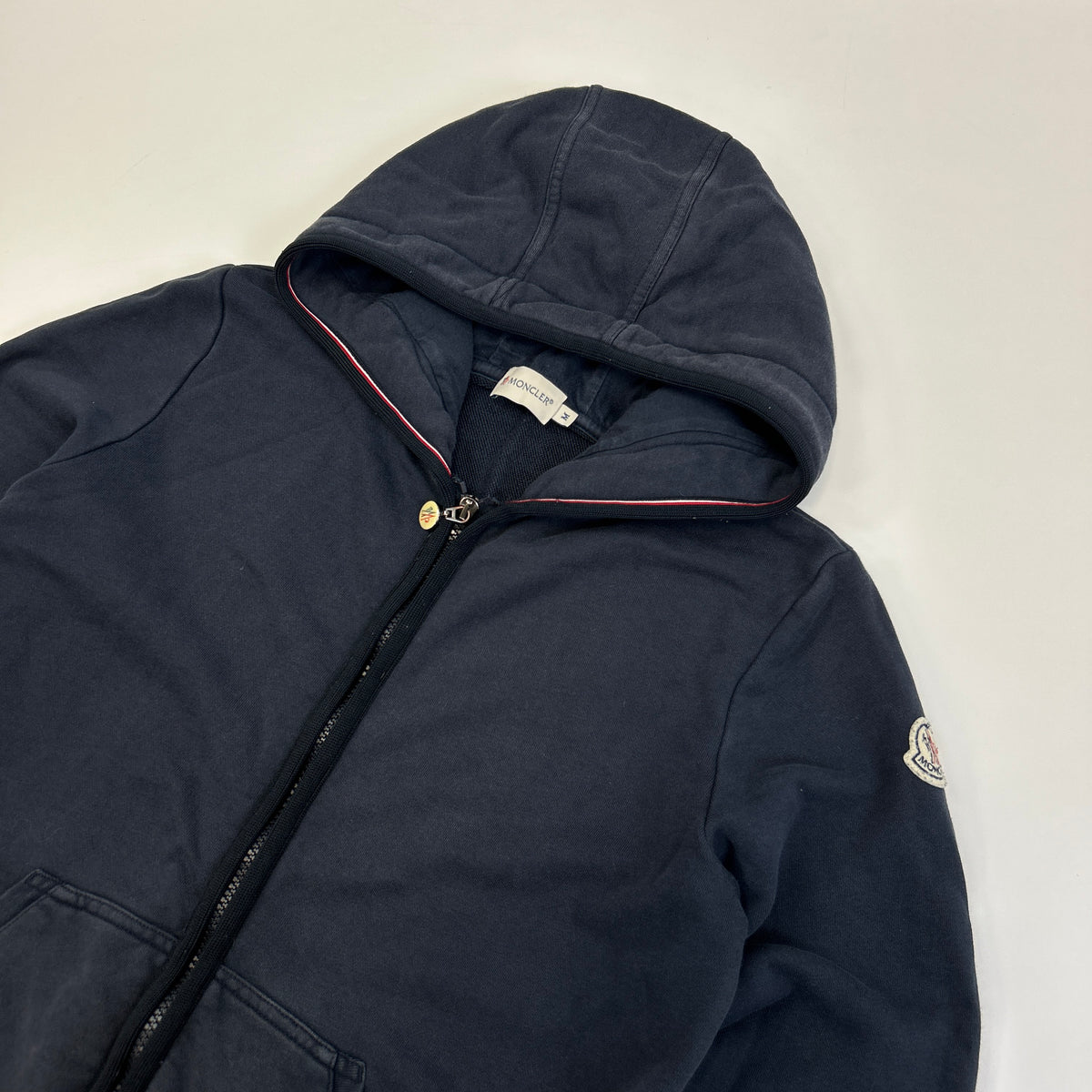 Moncler Hoodie (M)