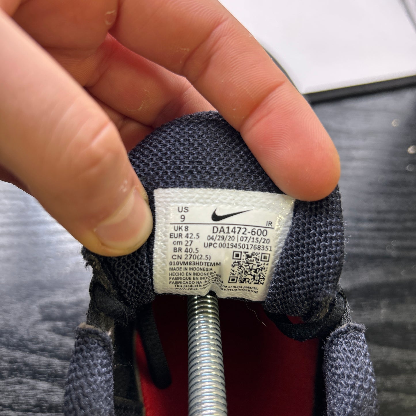 Nike Supreme Tn (UK 8)