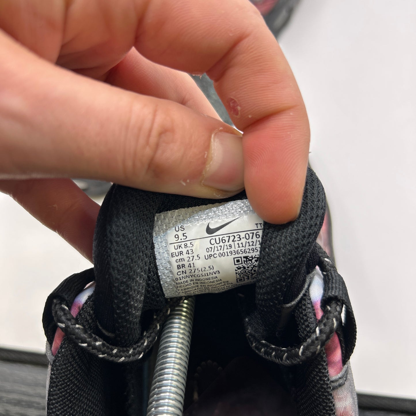 Nike Cherry Blossom 95s (UK 8.5)