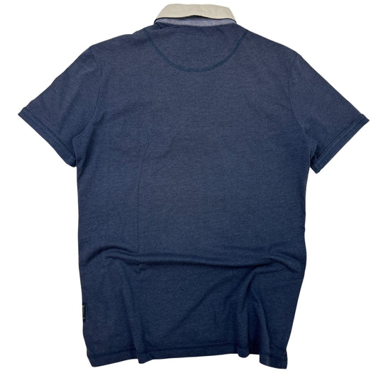 Armani Polo (L)