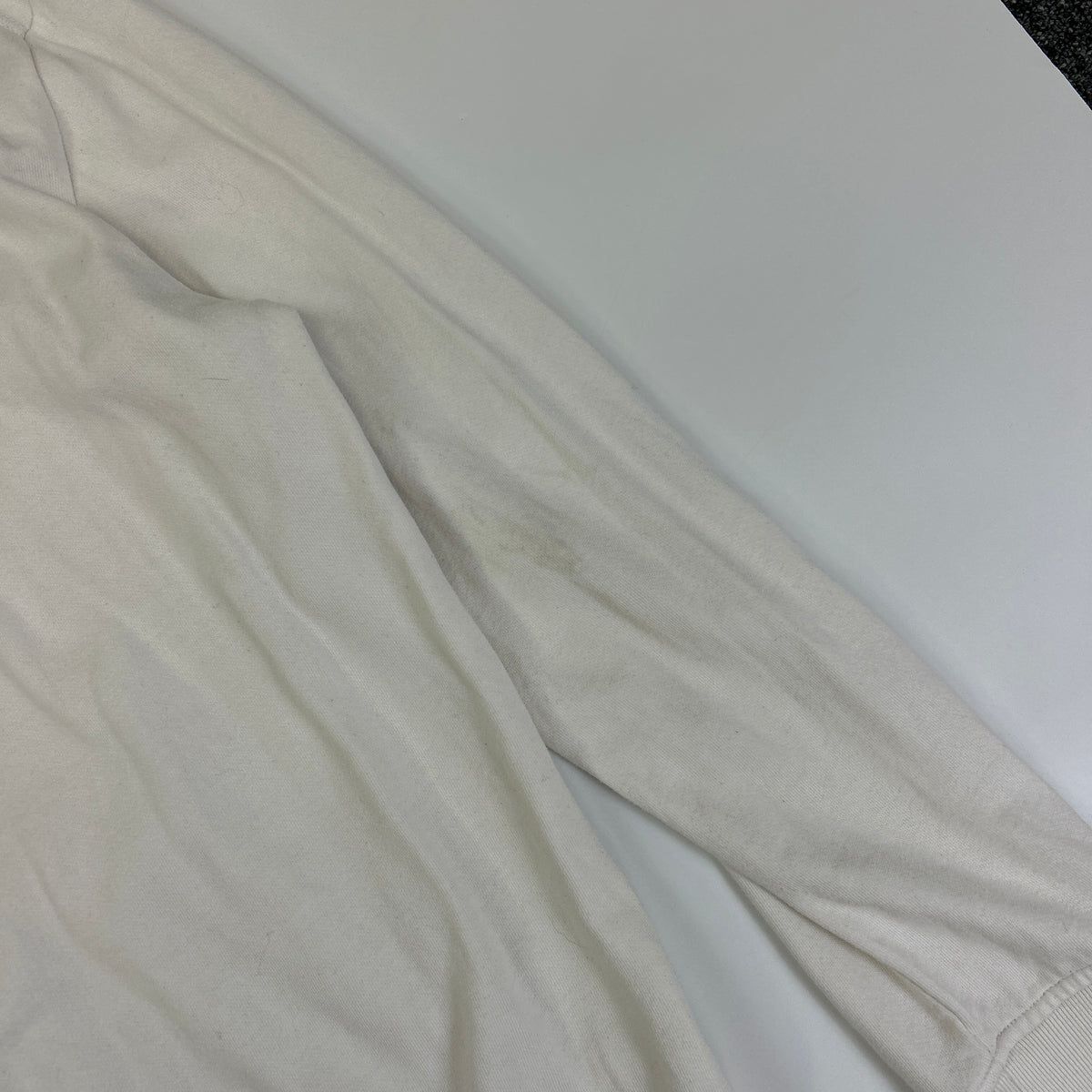 Armani Hoodie (XL)