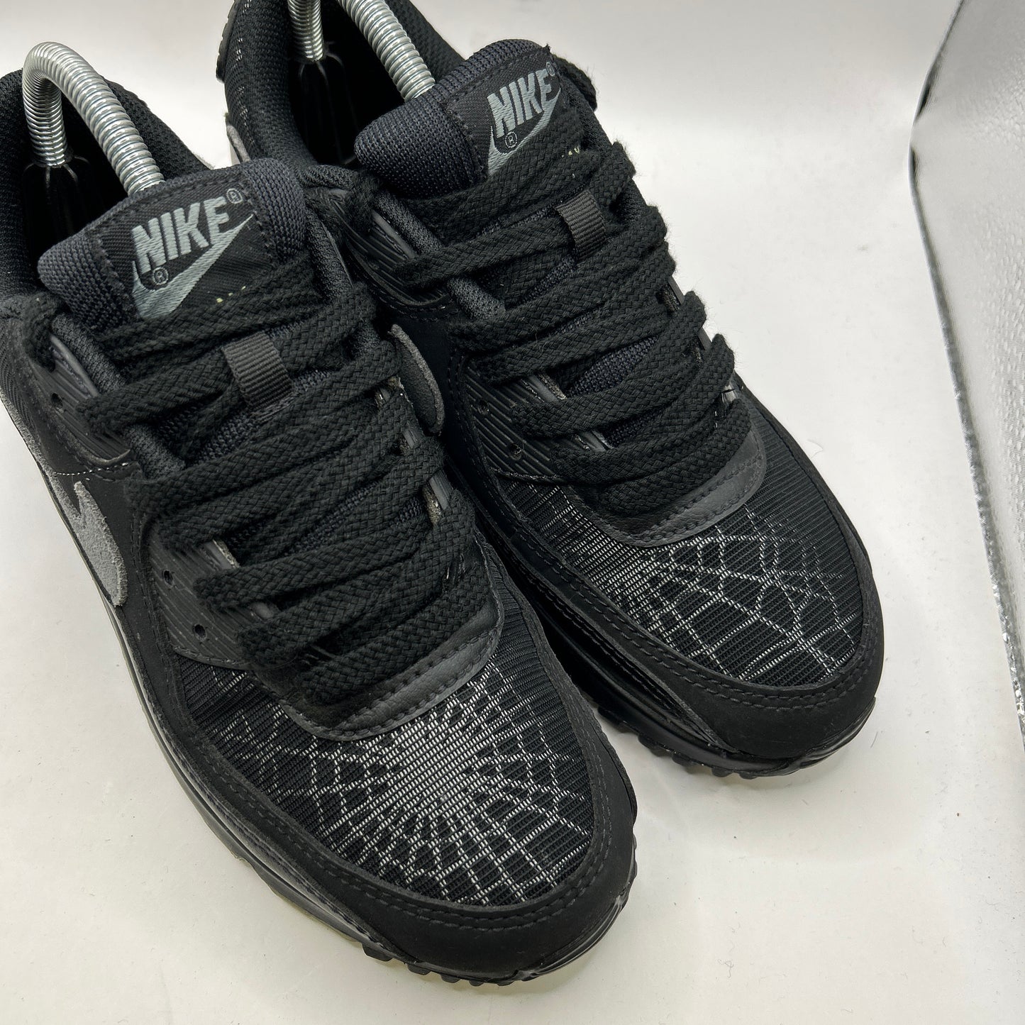 Nike Halloween 90s (UK 6)