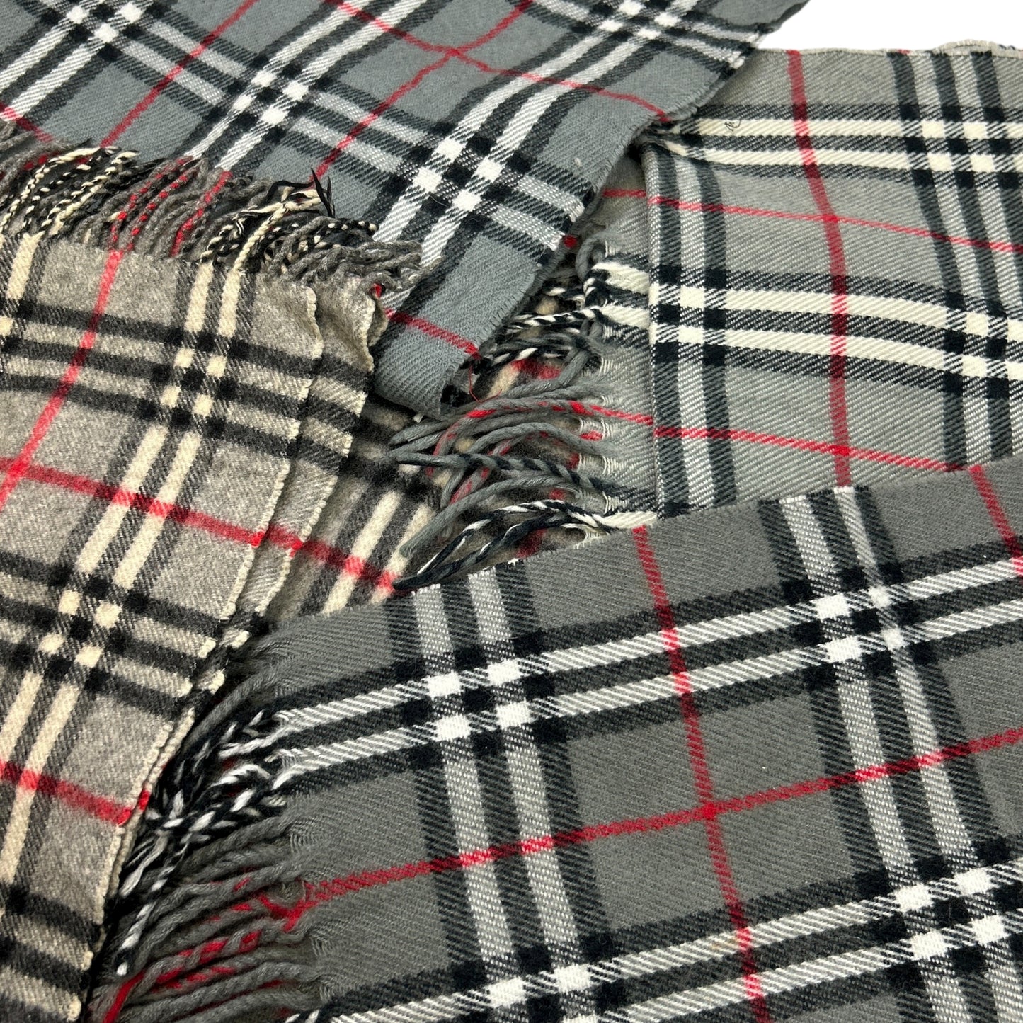 Burberry Scarf (Grey)