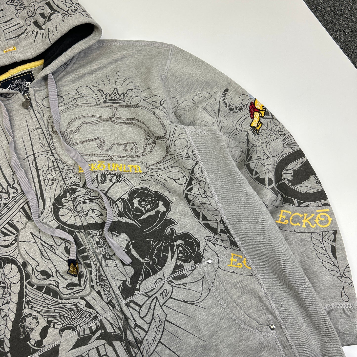 Ecko Zip Up Hoodie (XL)
