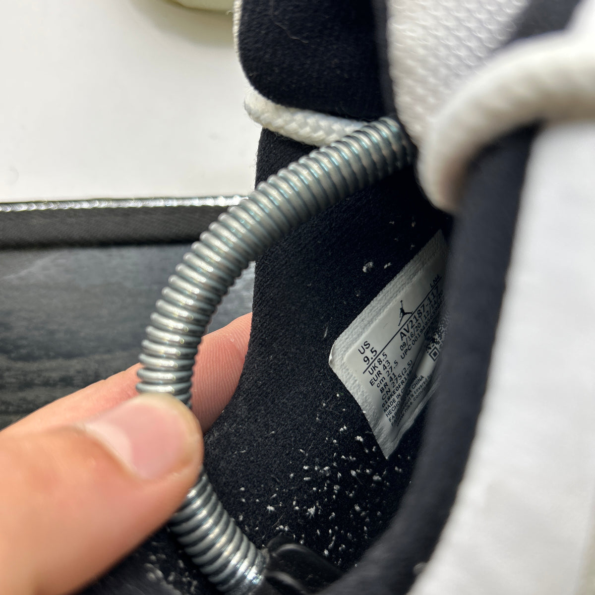 Air Jordan Legend Blue 11 (UK 8.5)