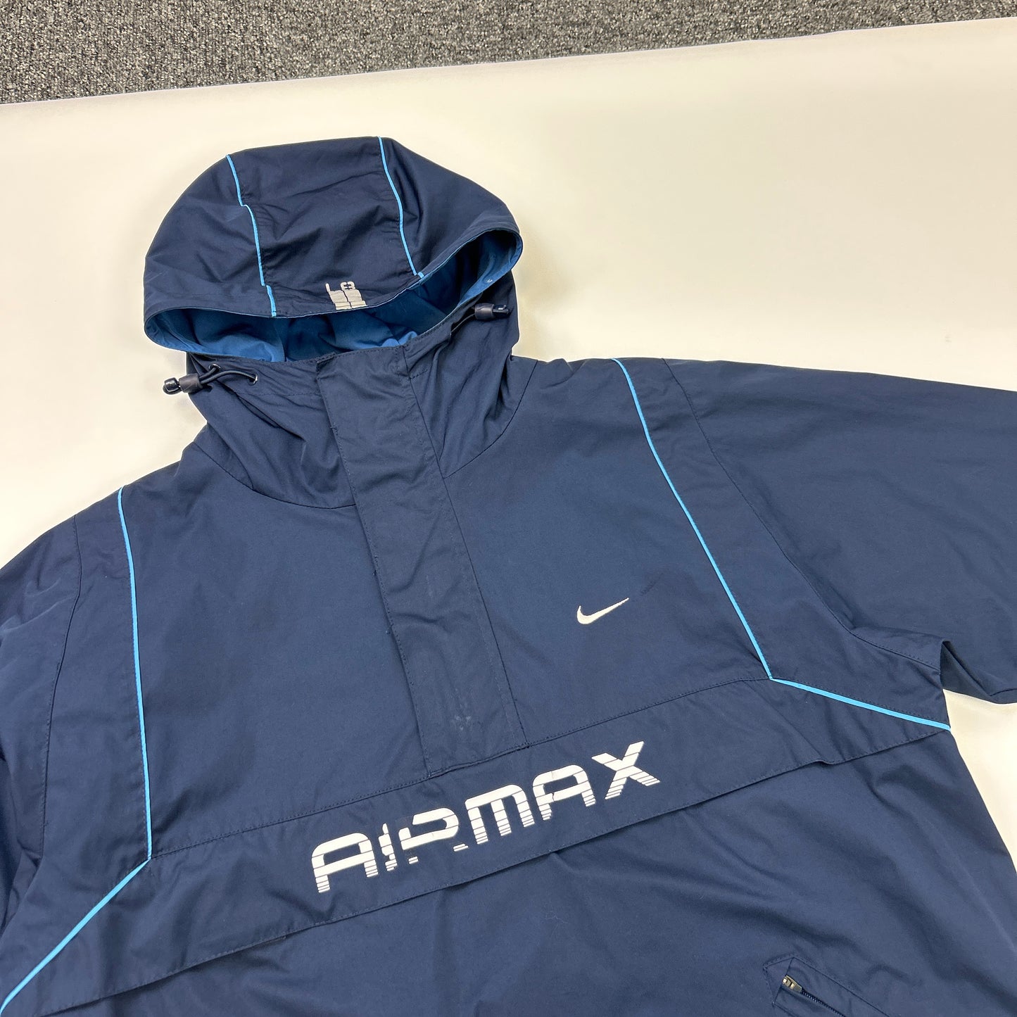 Nike Air Max L8 Jacket (S)