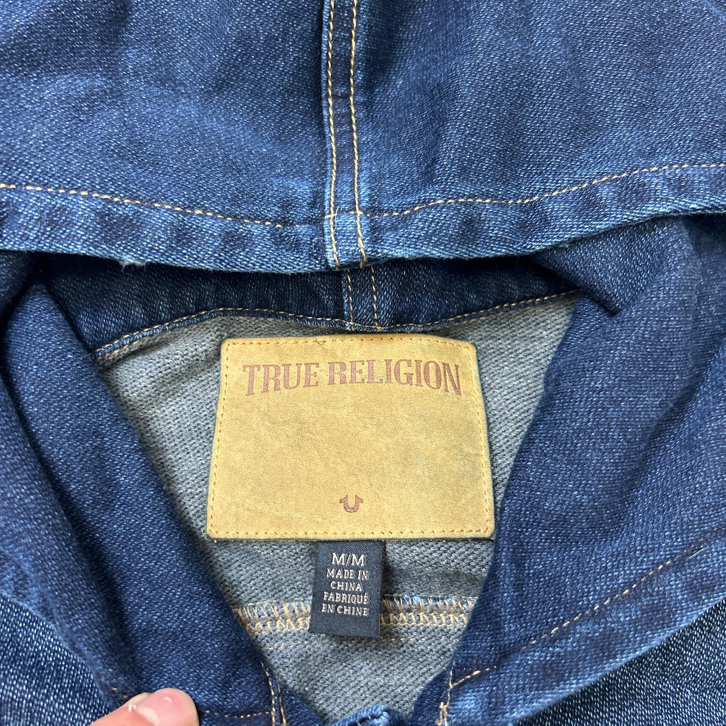 True Religion Hoodie (M)