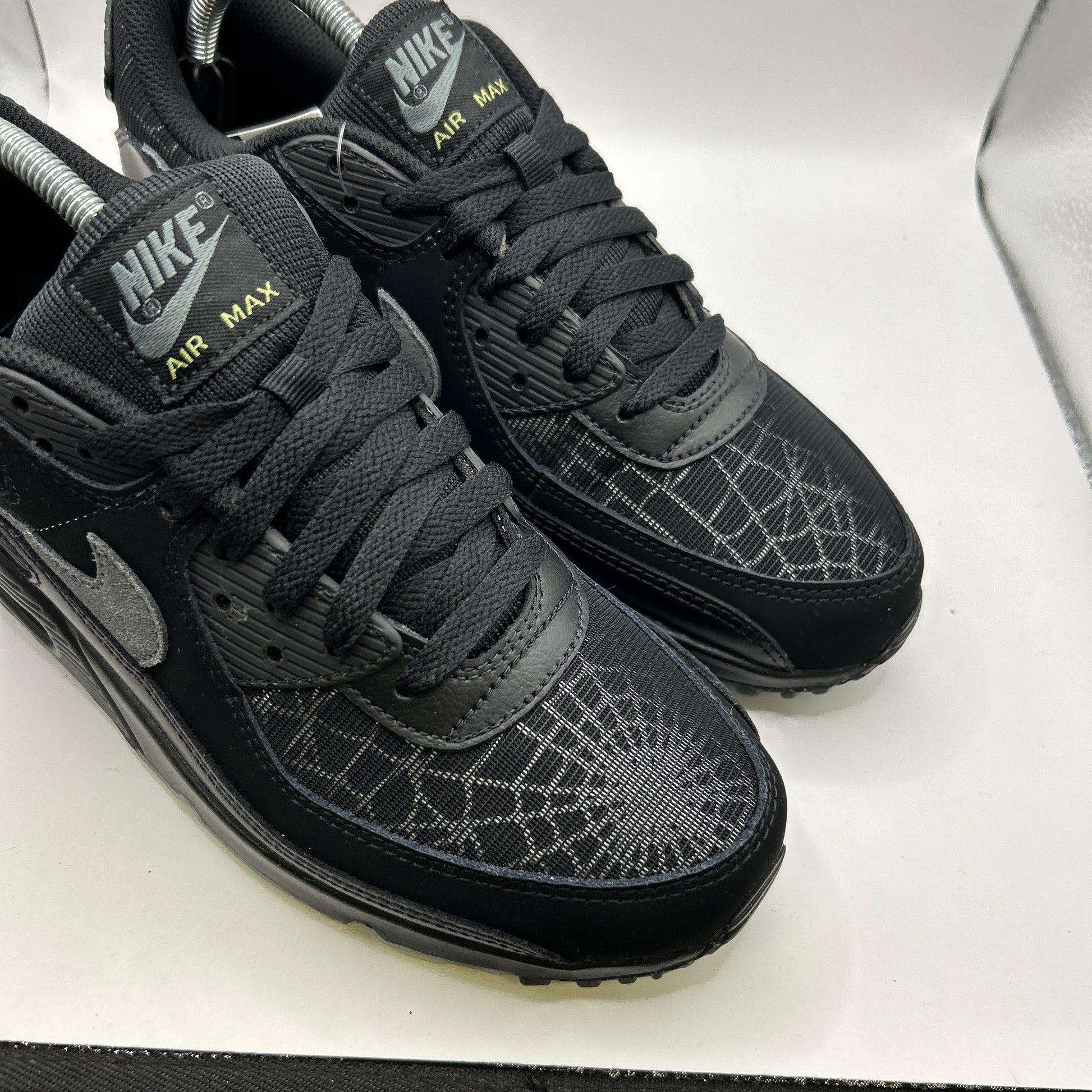 Halloween 2020 Nike Air Max Spider Web Air Max 90 Halloween Clearance