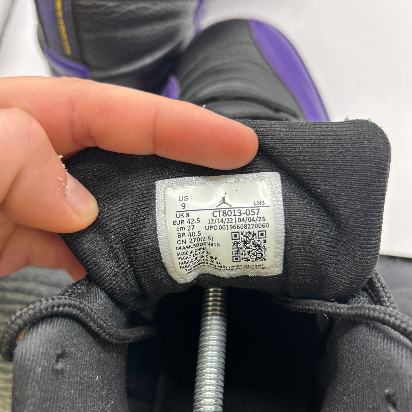 Air Jordan Field Purple 12 (UK 8)