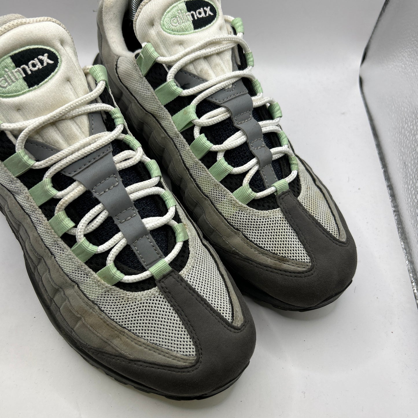 Nike Fresh Mint 95s (UK 7.5)