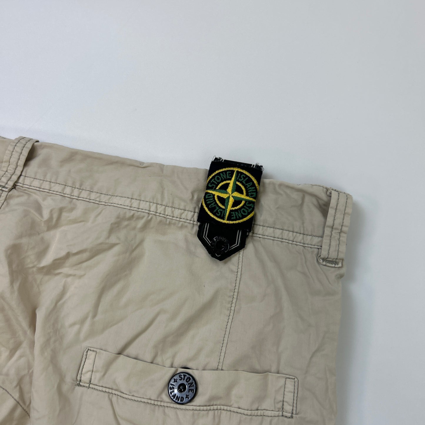 Stone Island Shorts (38)