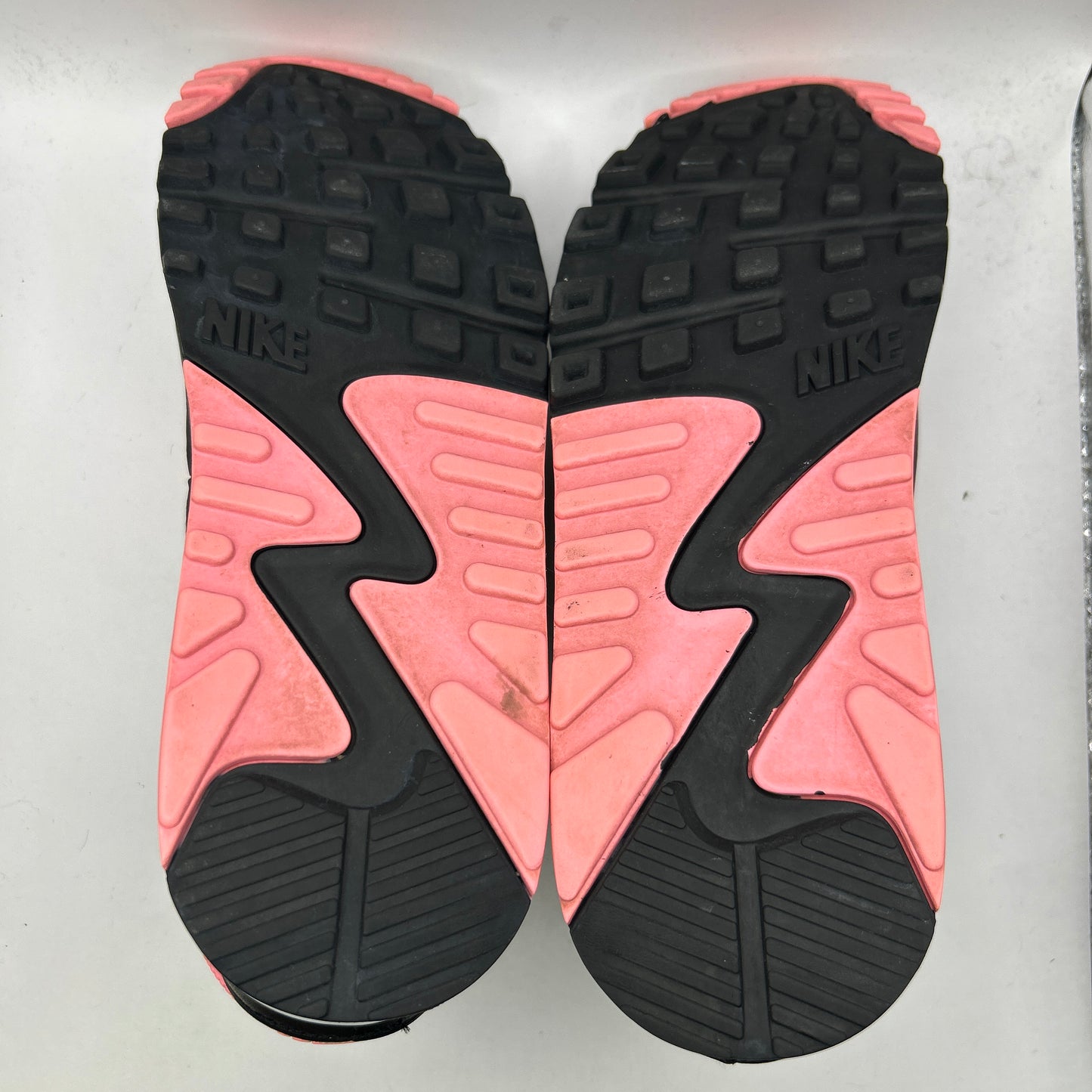 Nike Rose Pink 90s (UK 8.5)