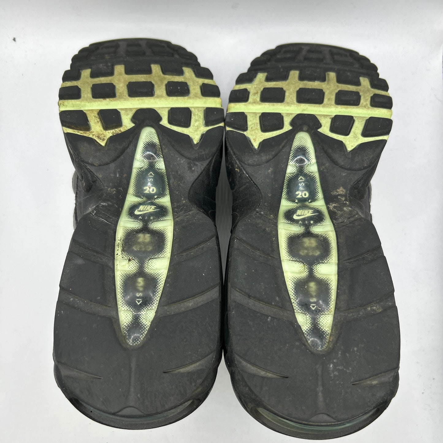 Nike Fresh Mint 95s (UK 7.5)