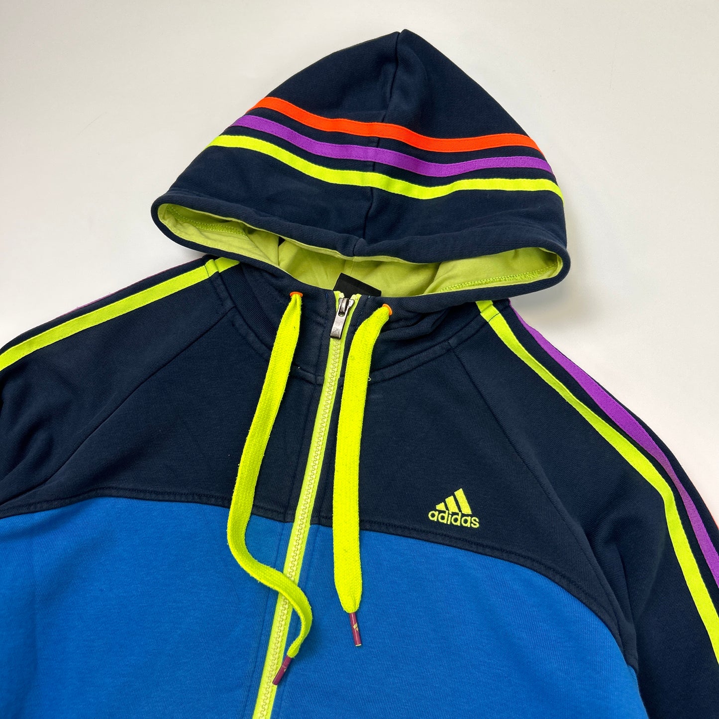 Adidas Essentials Hoodie (M)