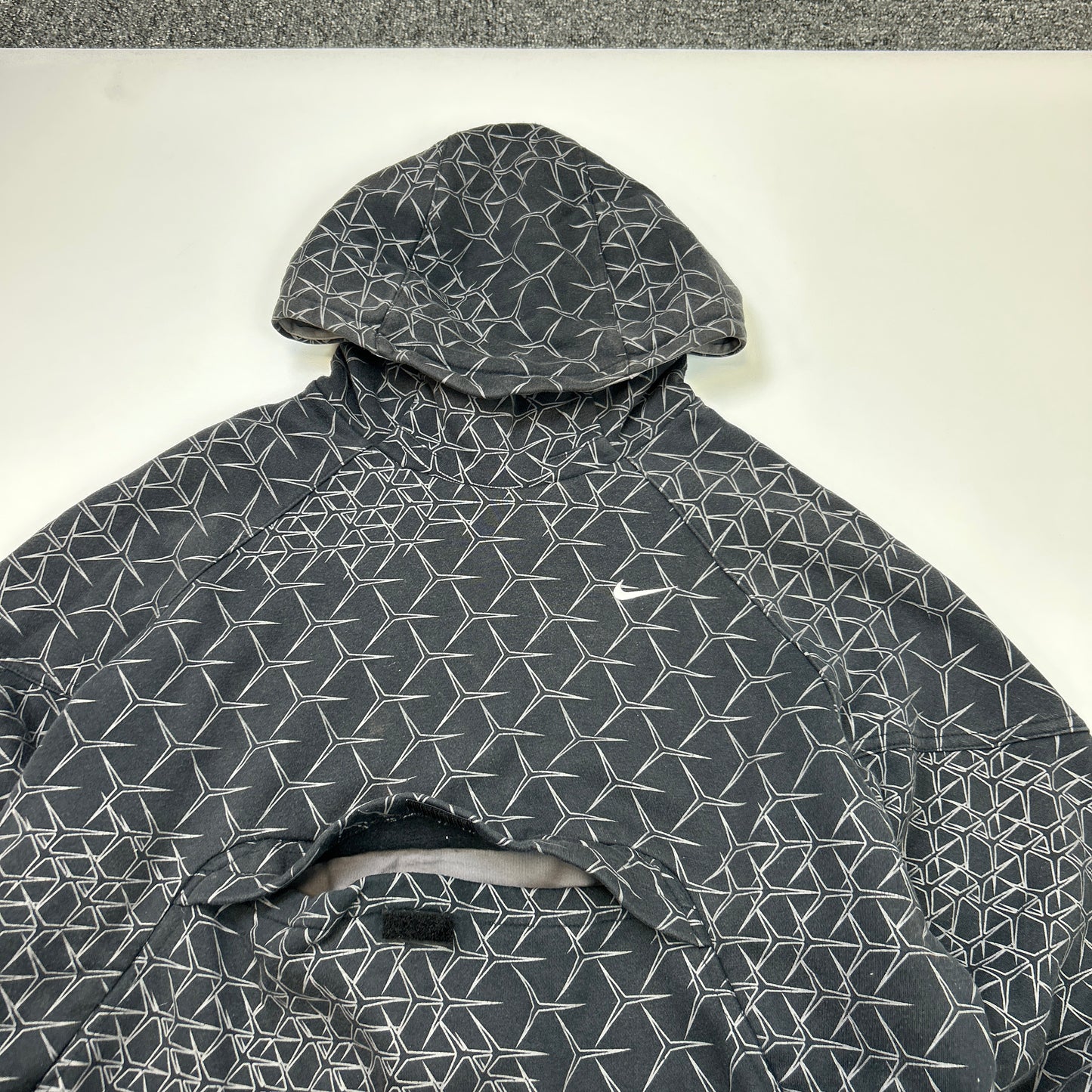Nike Air Max Reversible Hoodie (L)