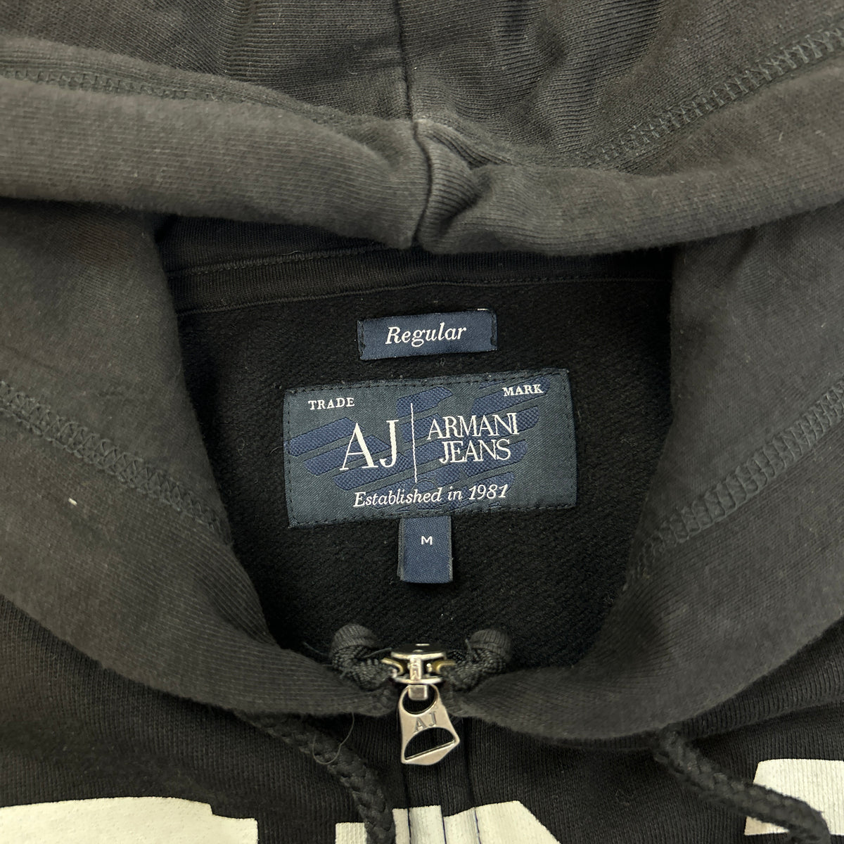 Armani Hoodie (M)