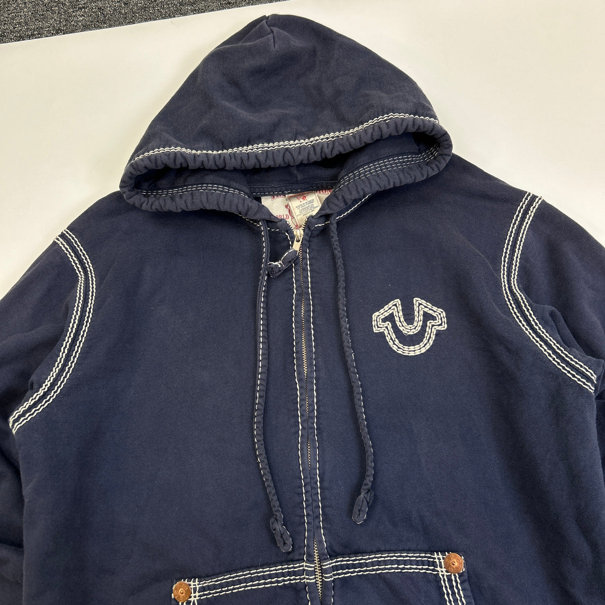 True Religion Hoodie (XL)
