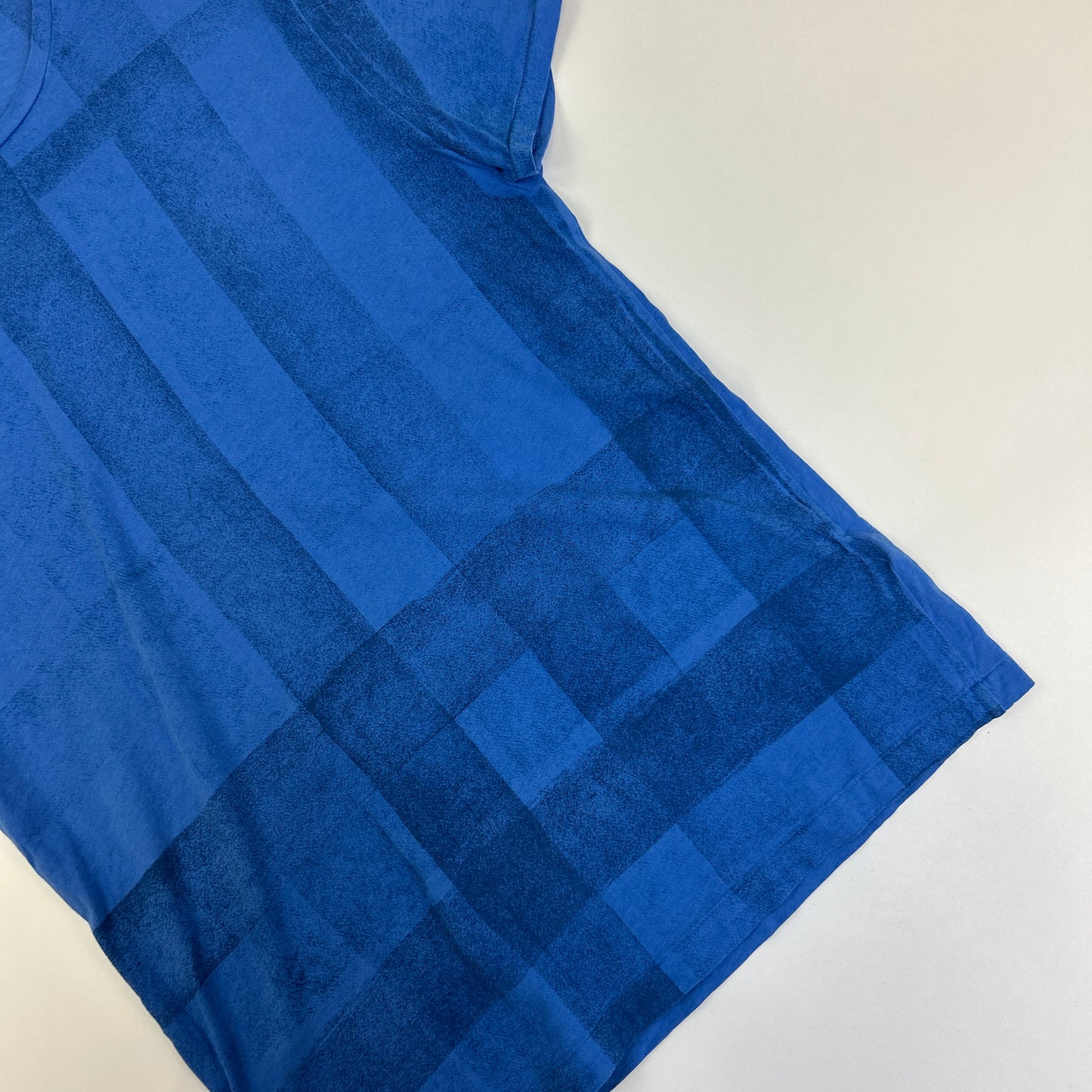 Burberry T-Shirt (XS)
