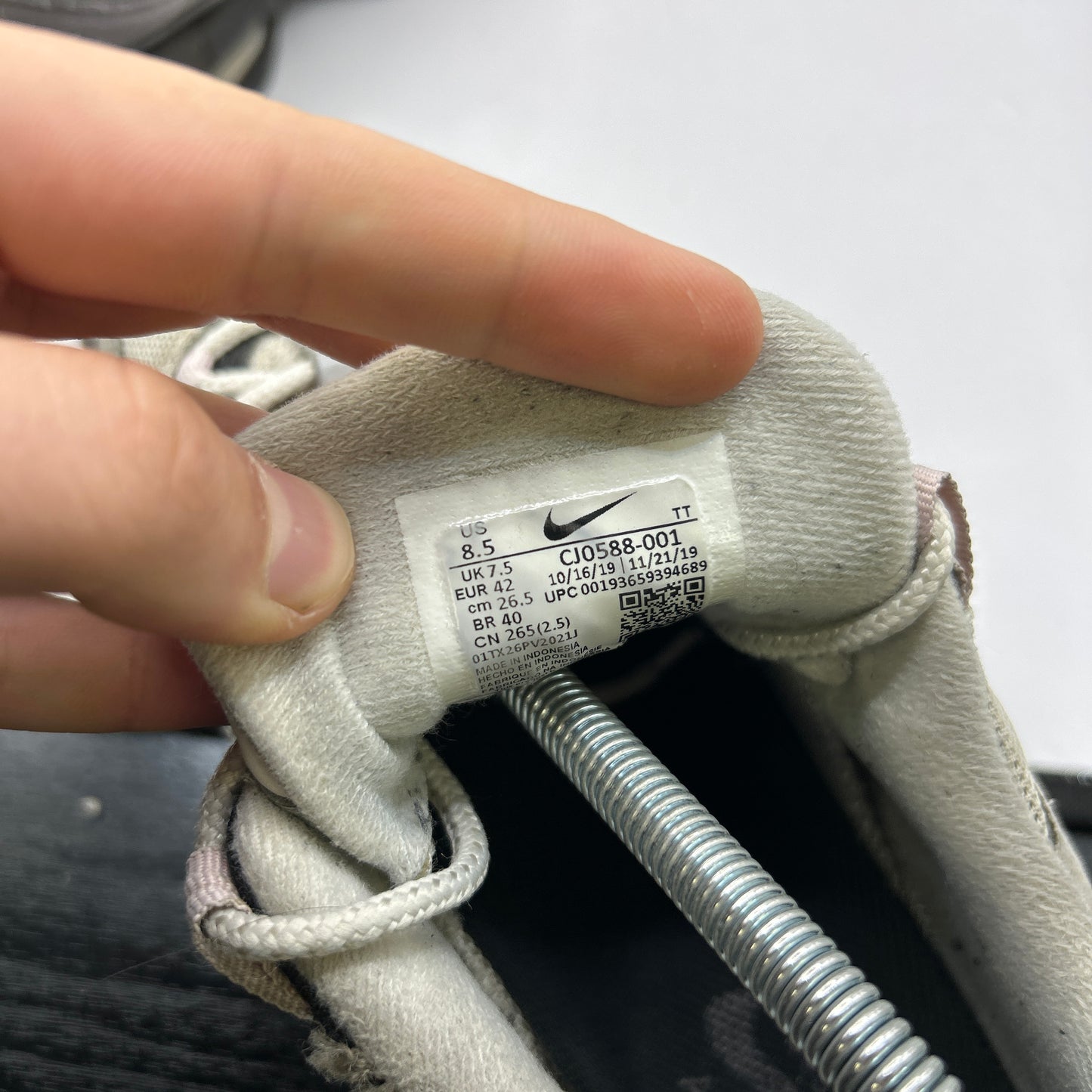Nike Pink Foam 95s (UK 7.5)