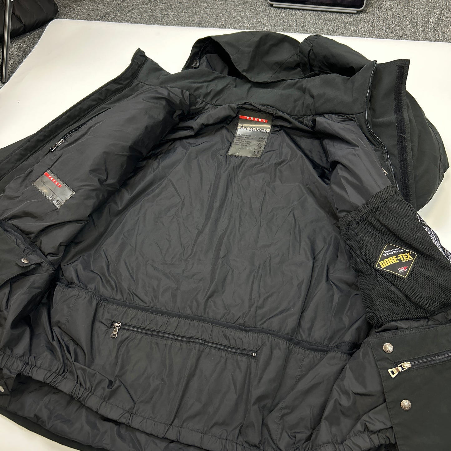 Prada Sport Gore-Tex Jacket (M)