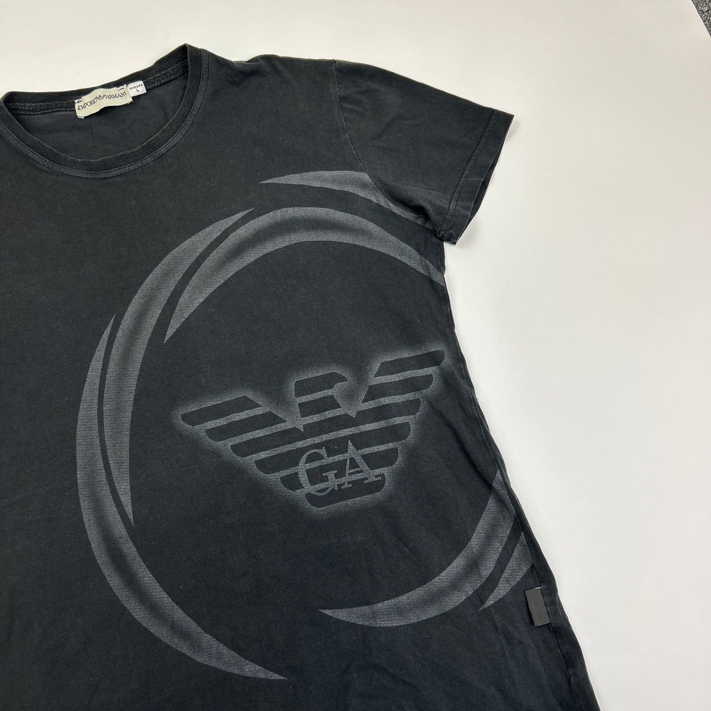 Armani T-Shirt (L)