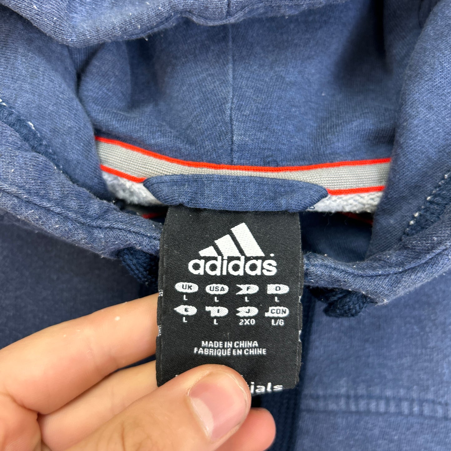 Adidas Essentials Hoodie (L)