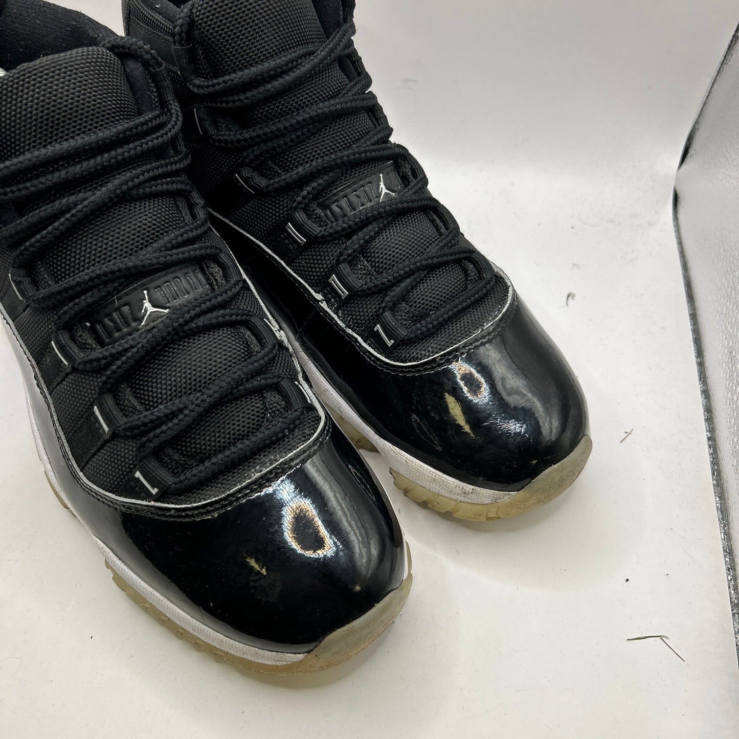 Air Jordan Jubilee 11 (UK 7)
