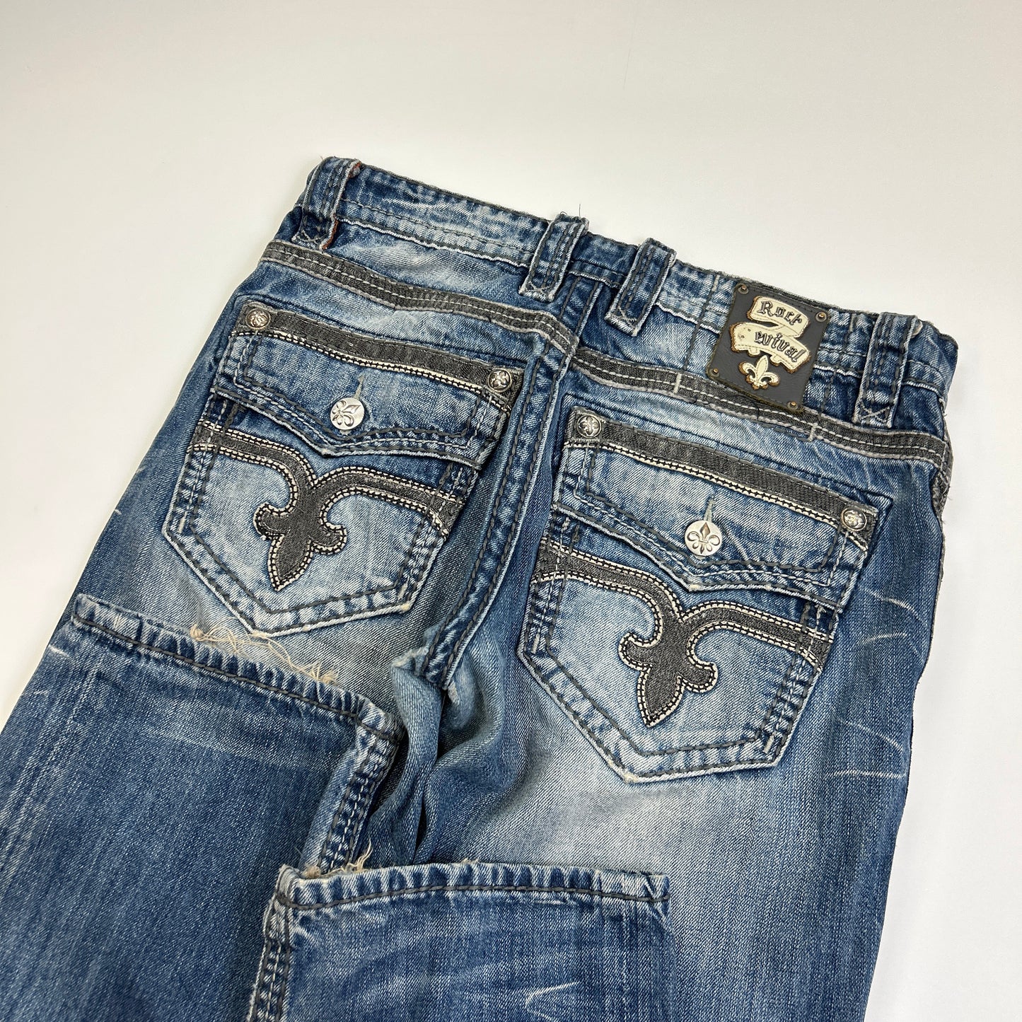 Rock Revival Jeans (32)