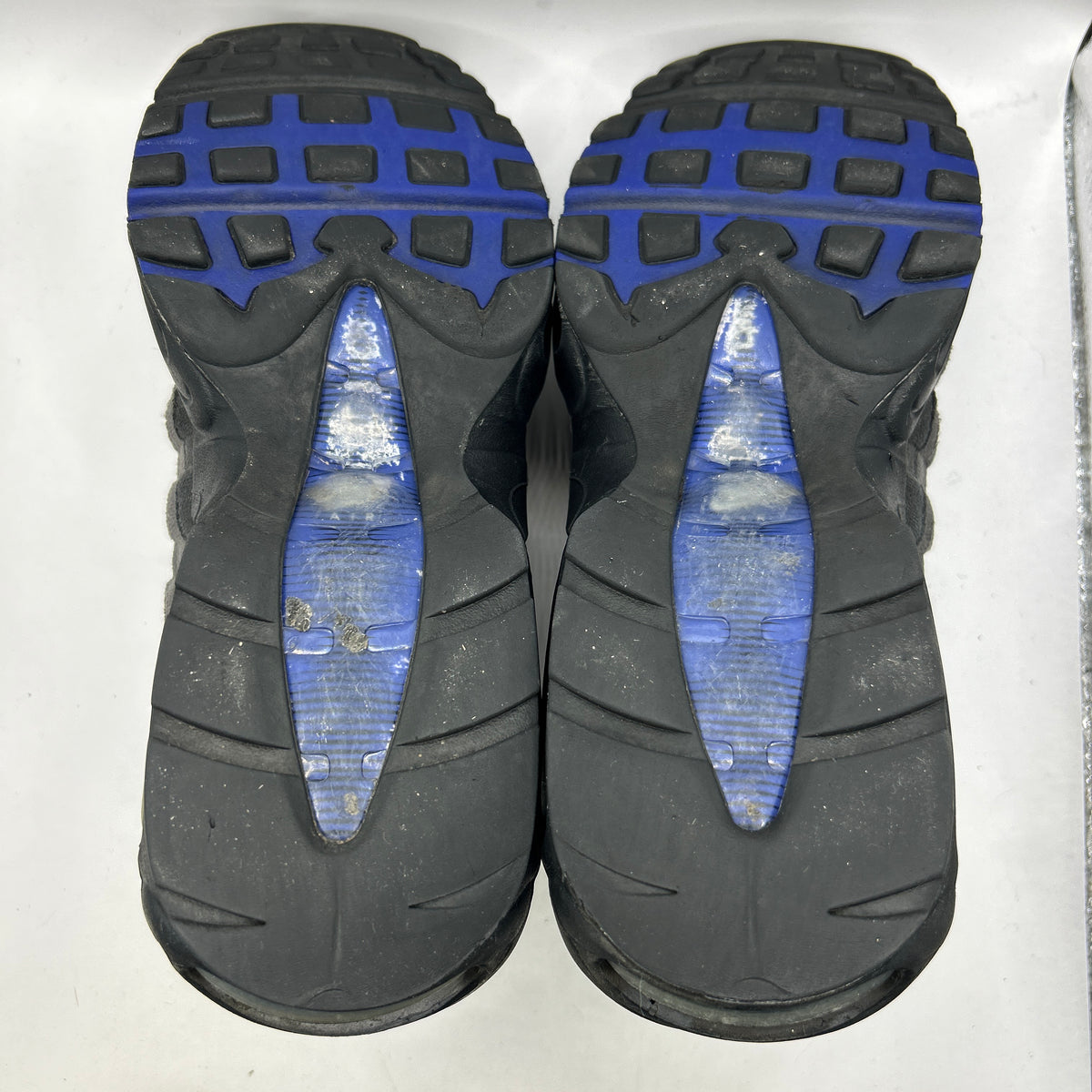 Nike Jewel 95s (UK 9)