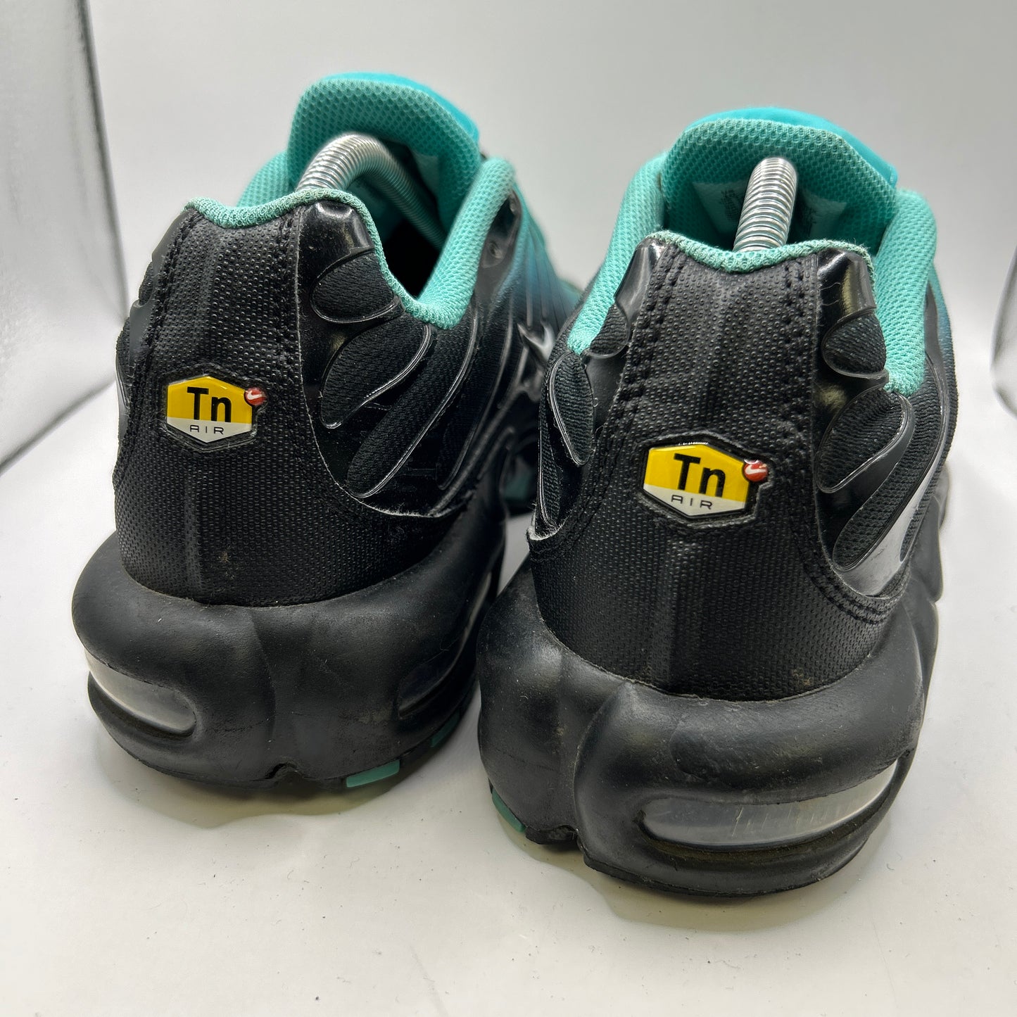Nike Light Retro Tn (UK 9)