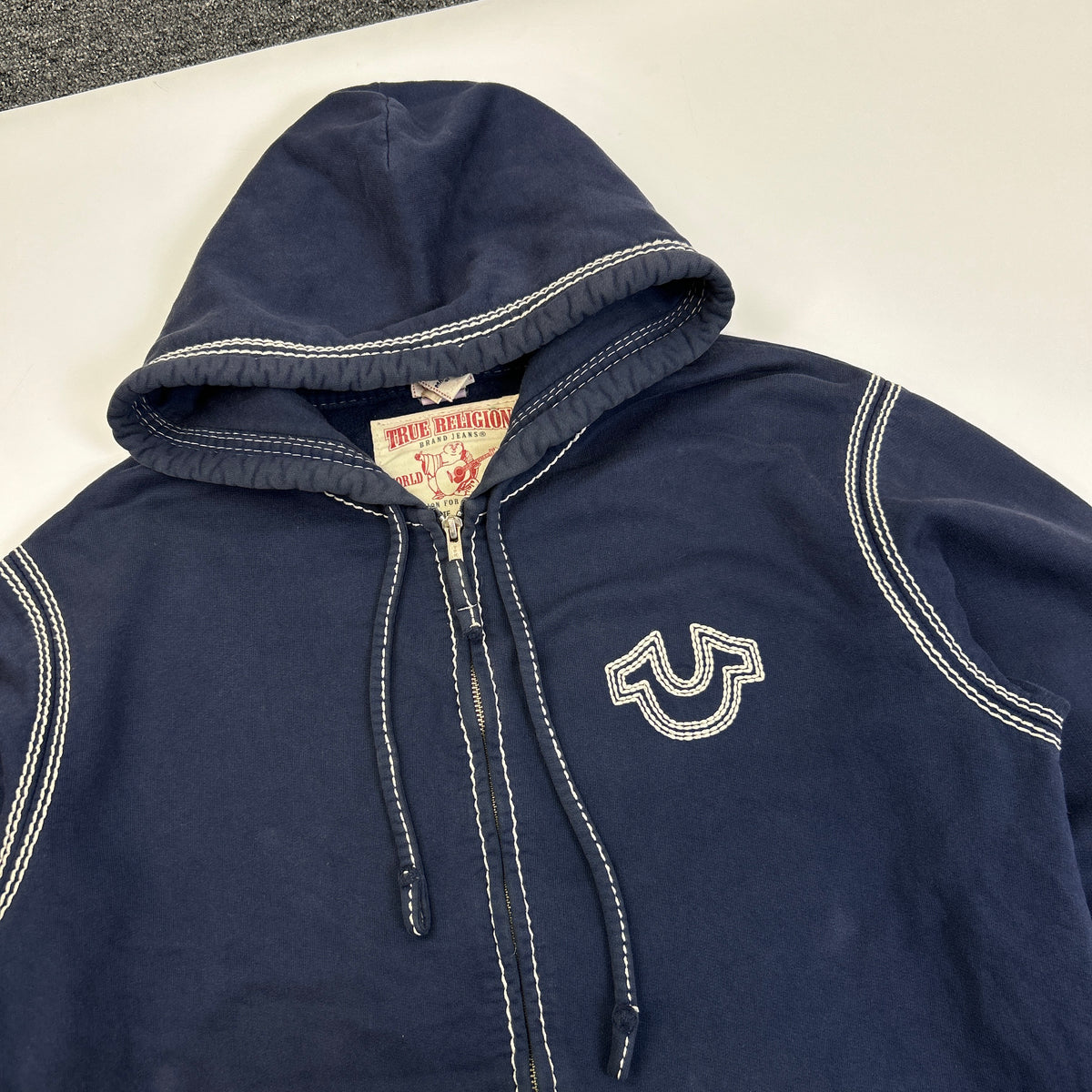 True Religion Hoodie (M)