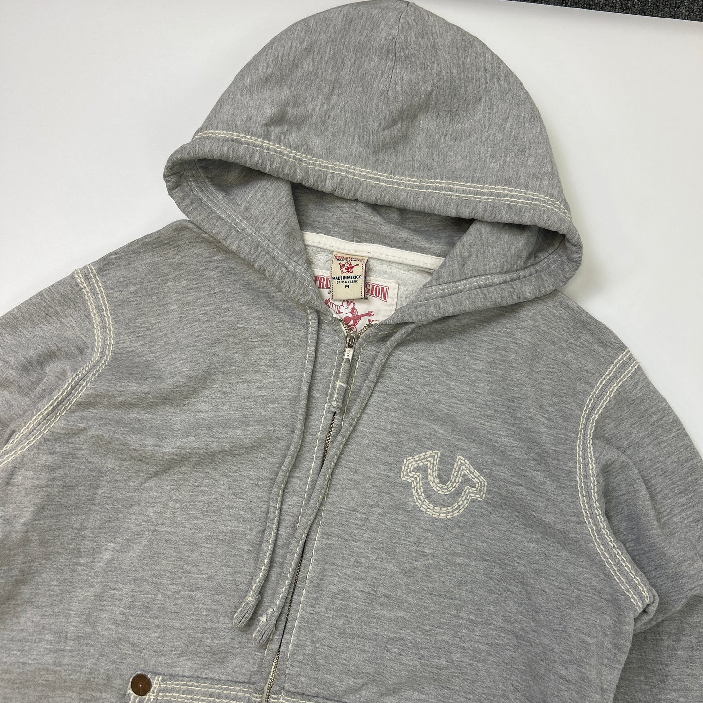 True Religion Hoodie (M)
