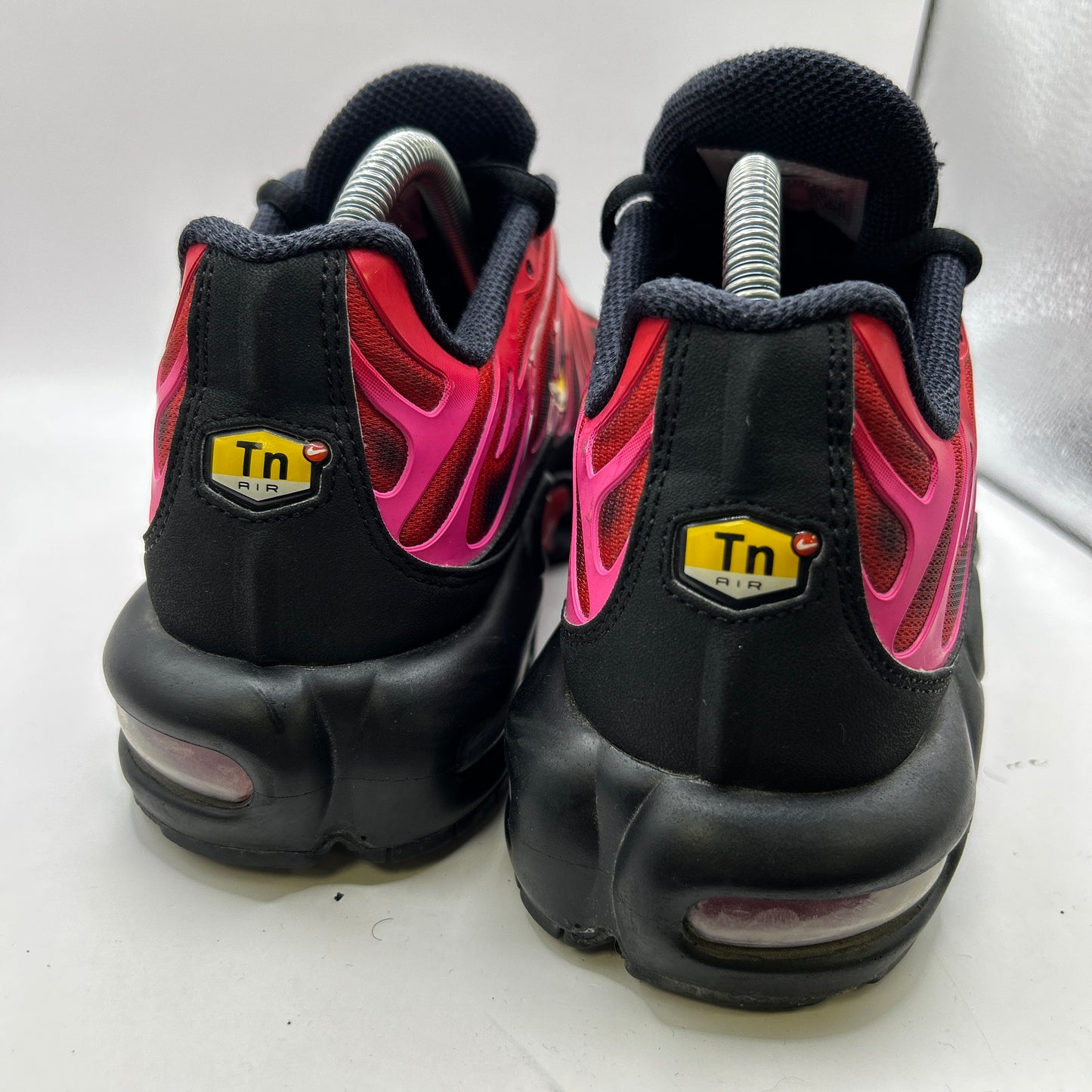 Nike Supreme Tn (UK 7.5)