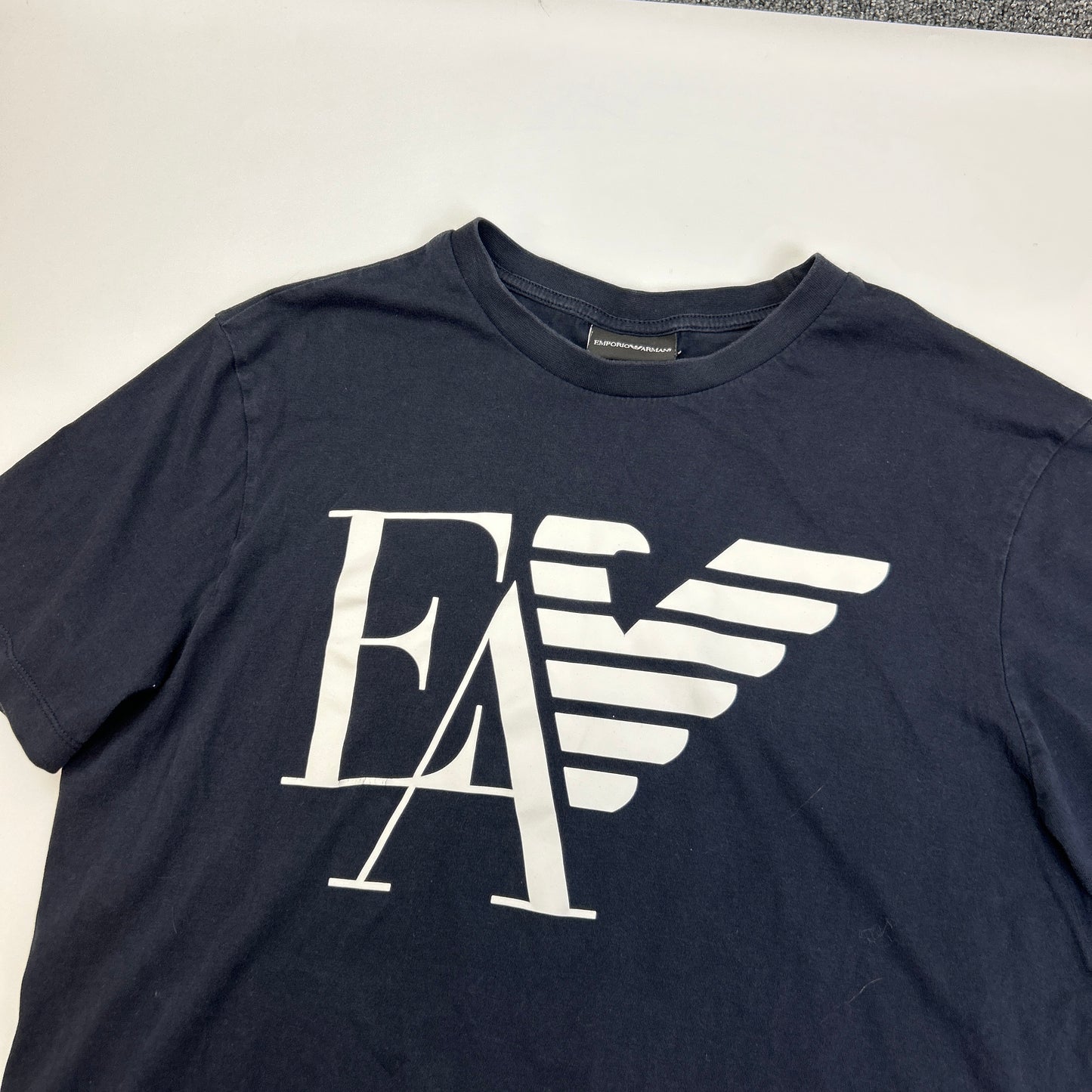 Armani T-Shirt (L)