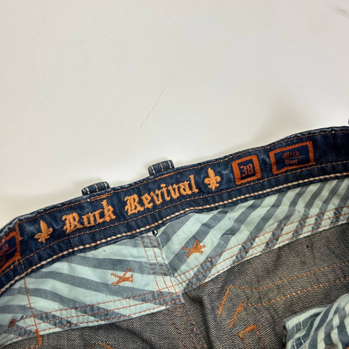 Rock Revival Jeans (38)