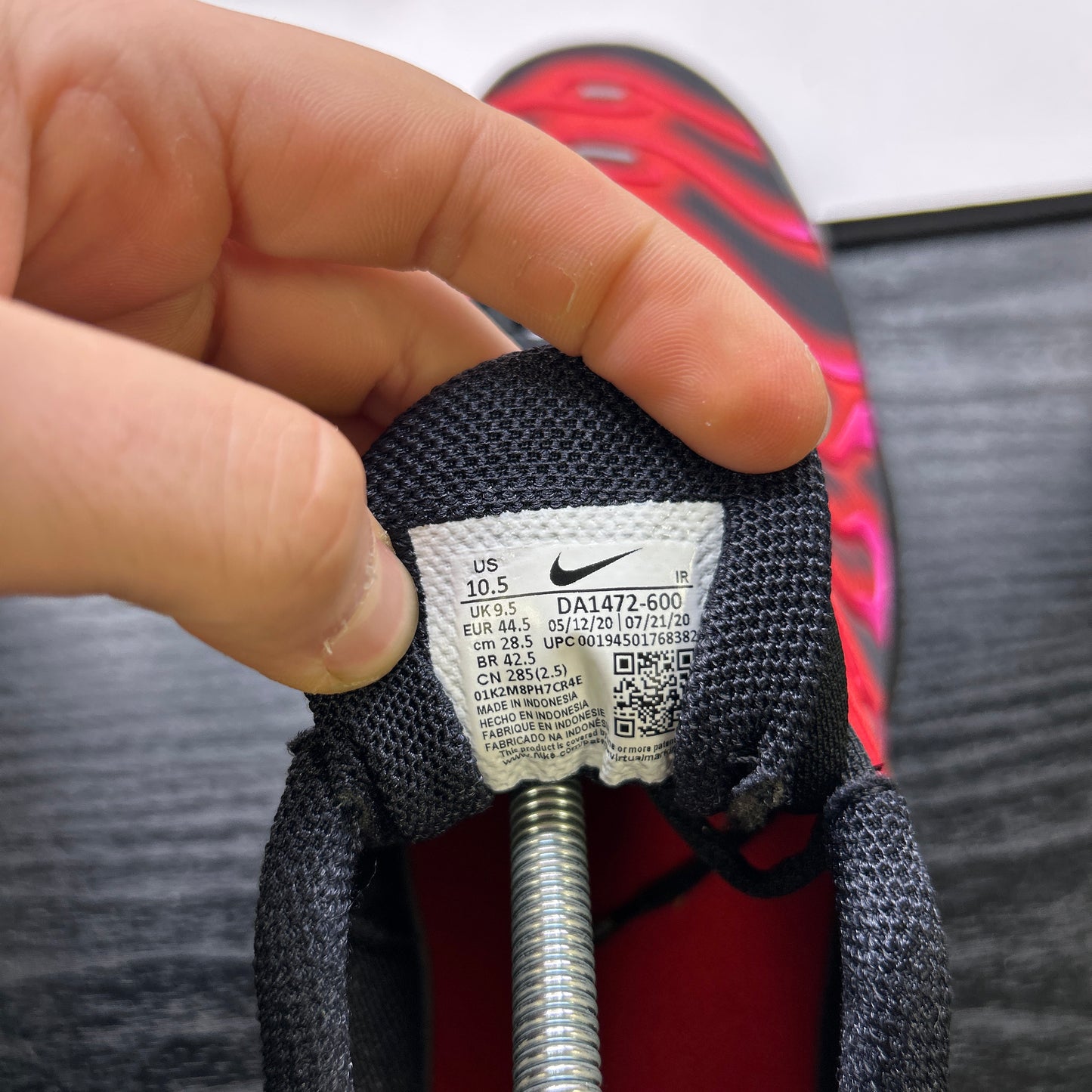 Nike Supreme Tn (UK 9.5)