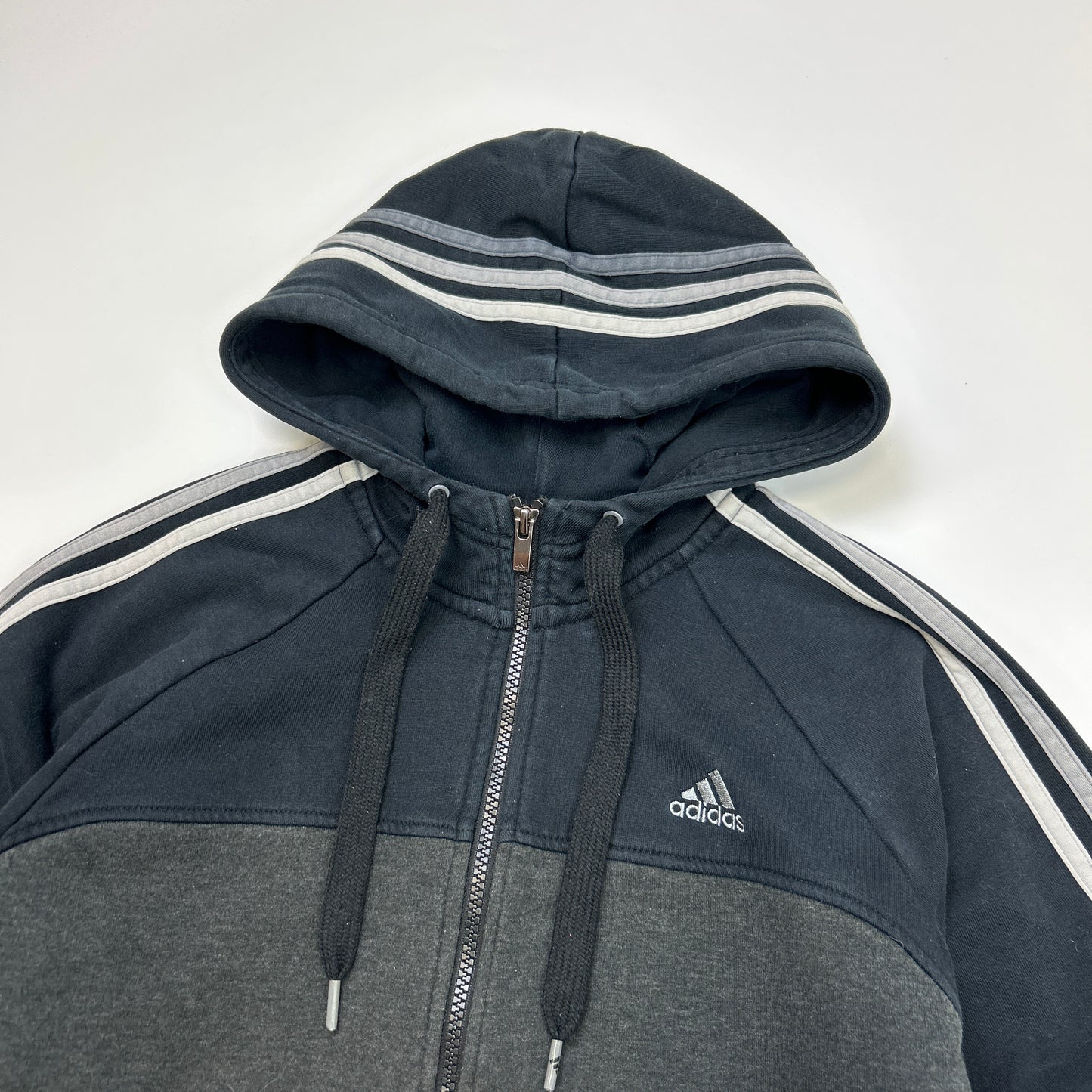 Adidas Essentials Hoodie (M)