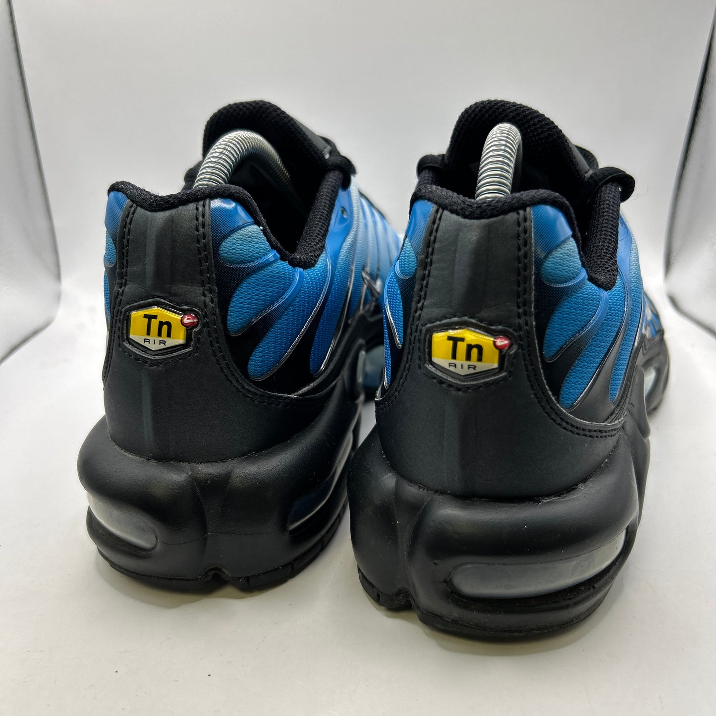 Nike Neptune Tn (UK 7.5)