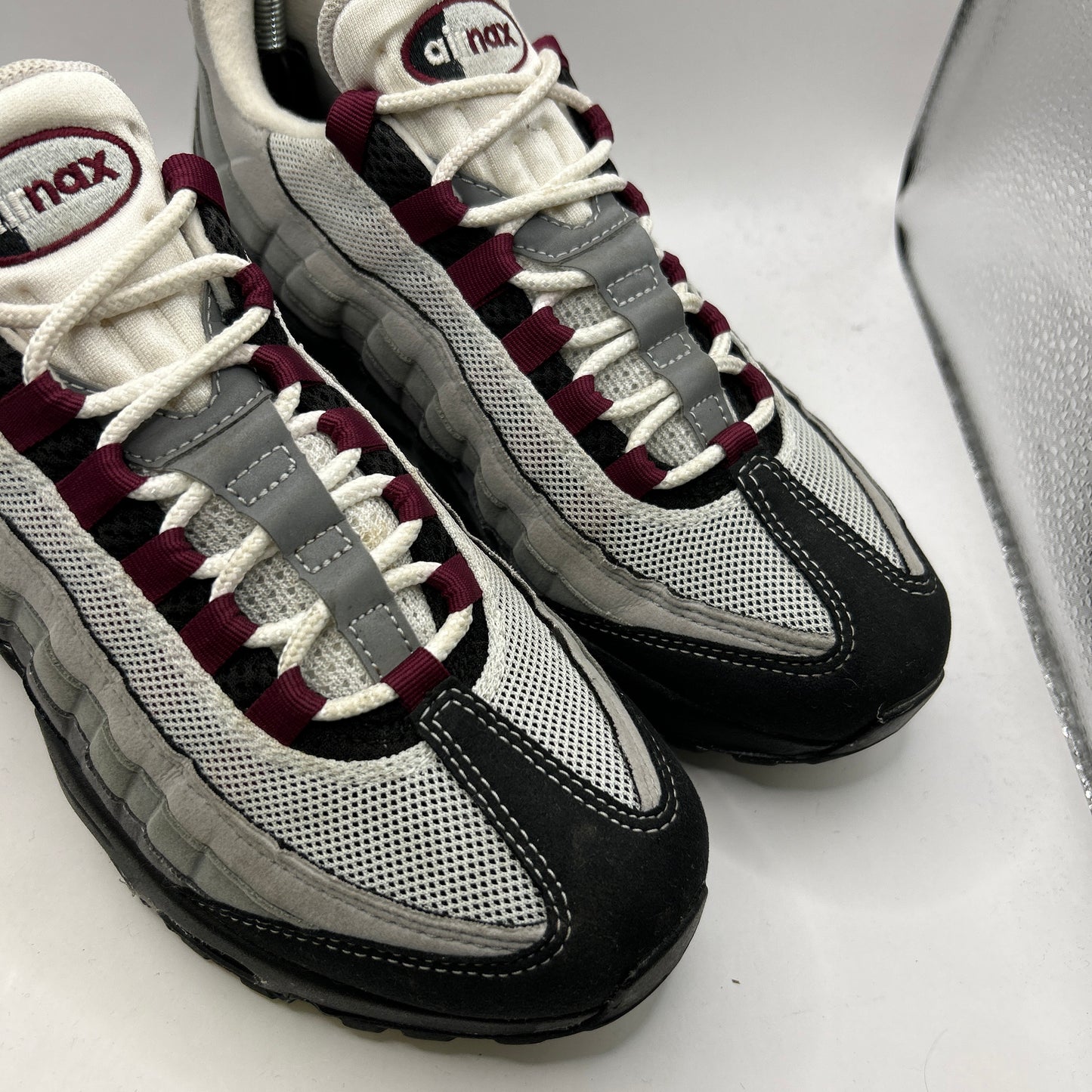 Nike Beetroot 95s (UK 6)