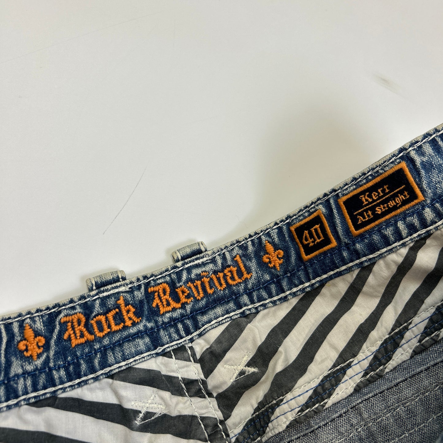 Rock Revival Jeans (40)