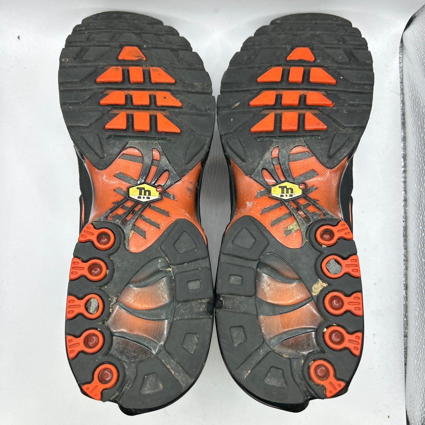 Nike Total Orange Tn (UK 11.5)