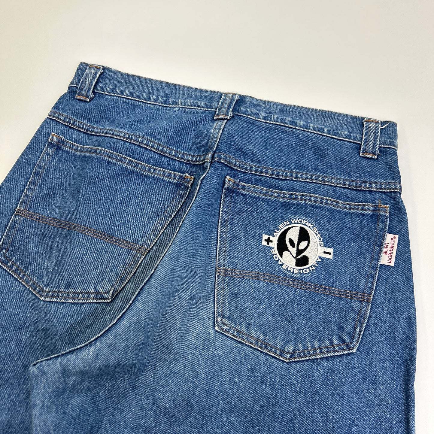 Alien Workshop Jeans (32)
