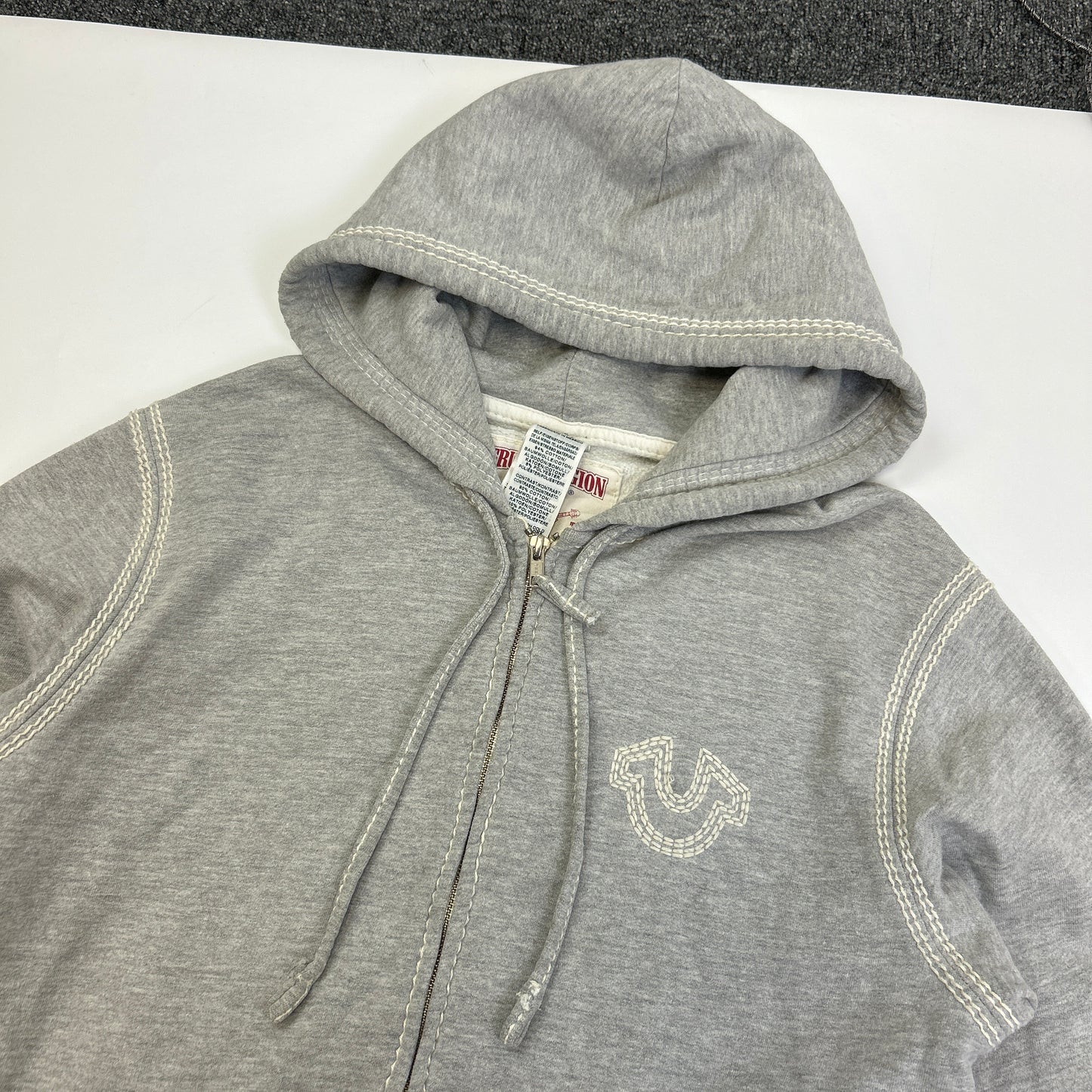 True Religion Hoodie (M)