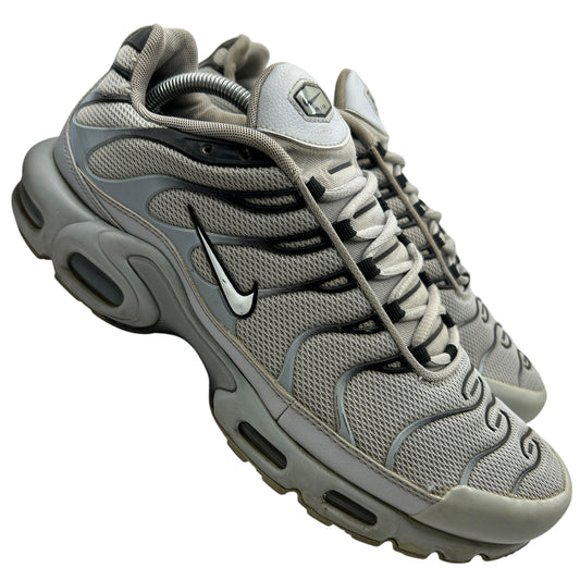 Nike Wolf Grey Tn (UK 10.5)