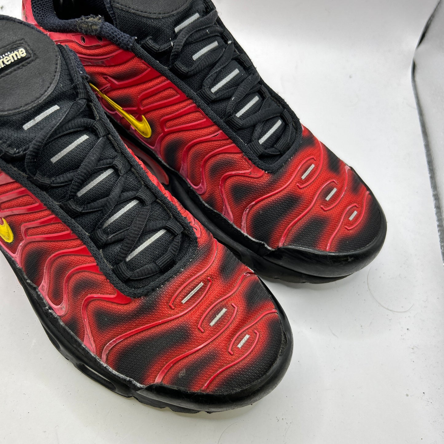 Nike Supreme Tn (UK 7)