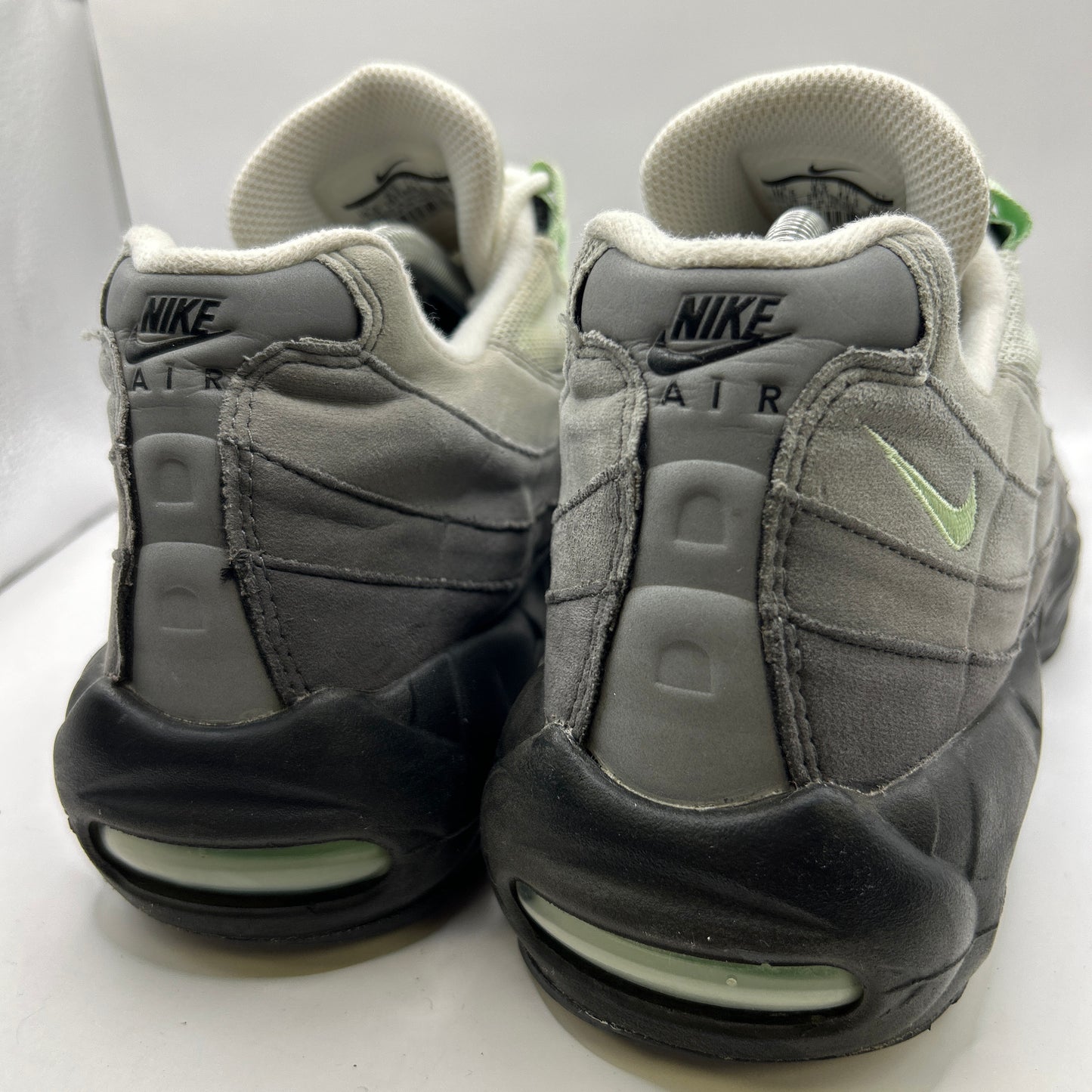 Nike Fresh Mint 95s (UK 9.5)