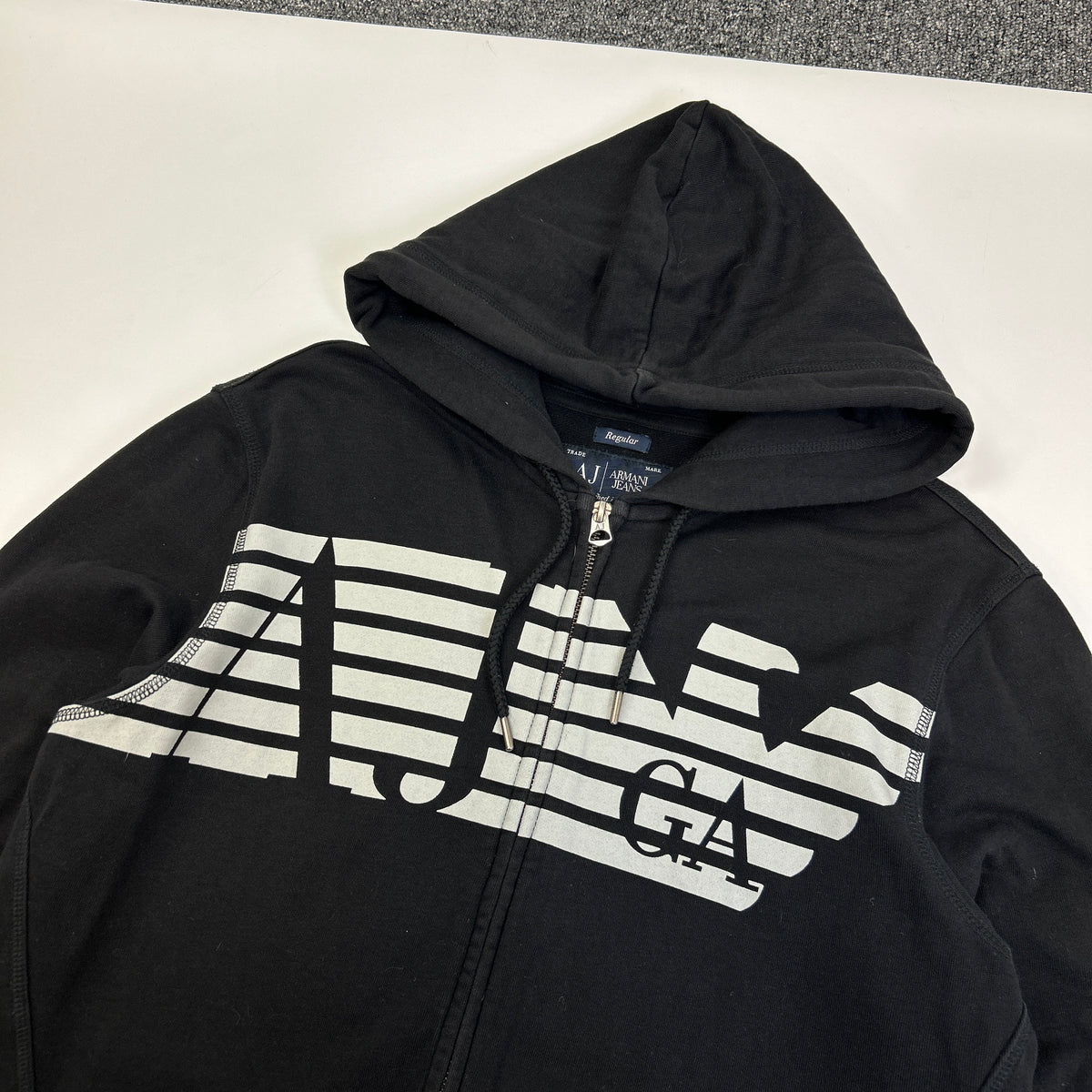 Armani Hoodie (M)