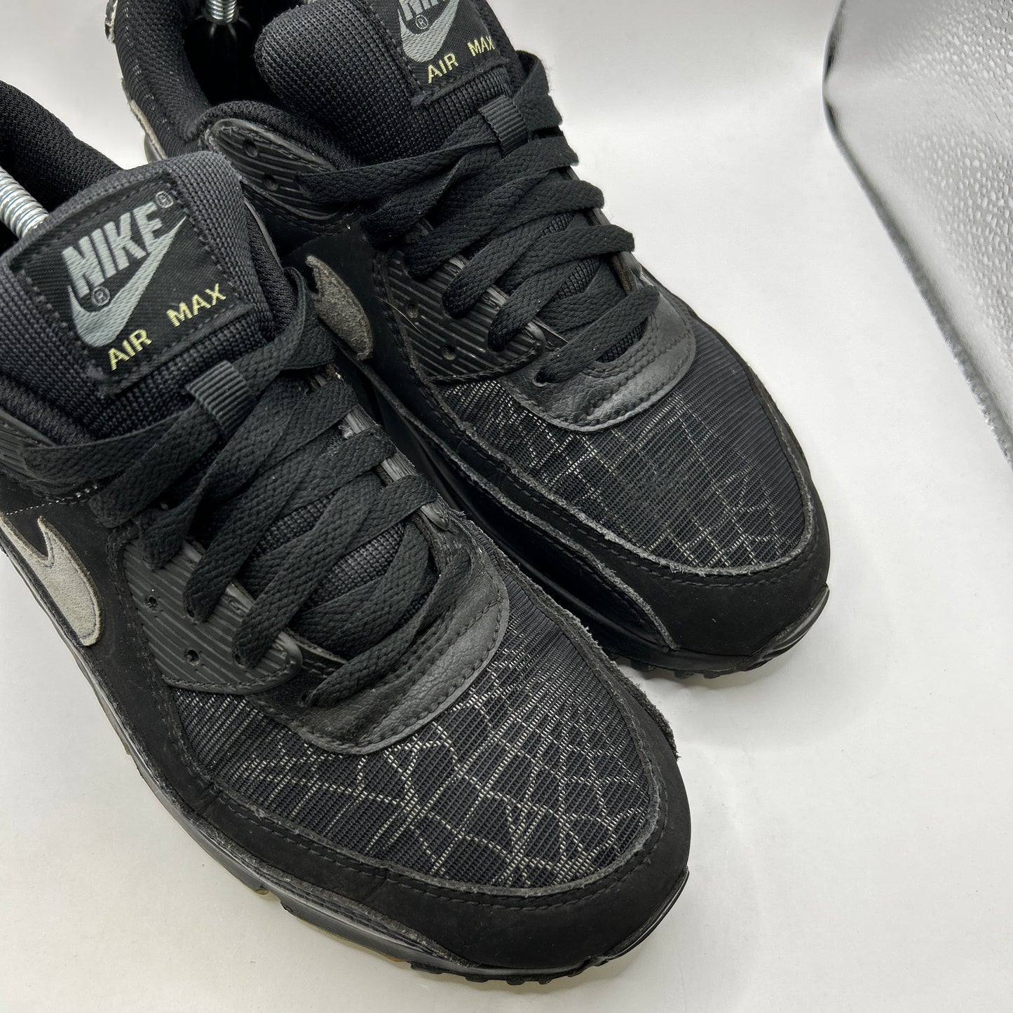 Nike Halloween 90s (UK 8.5)